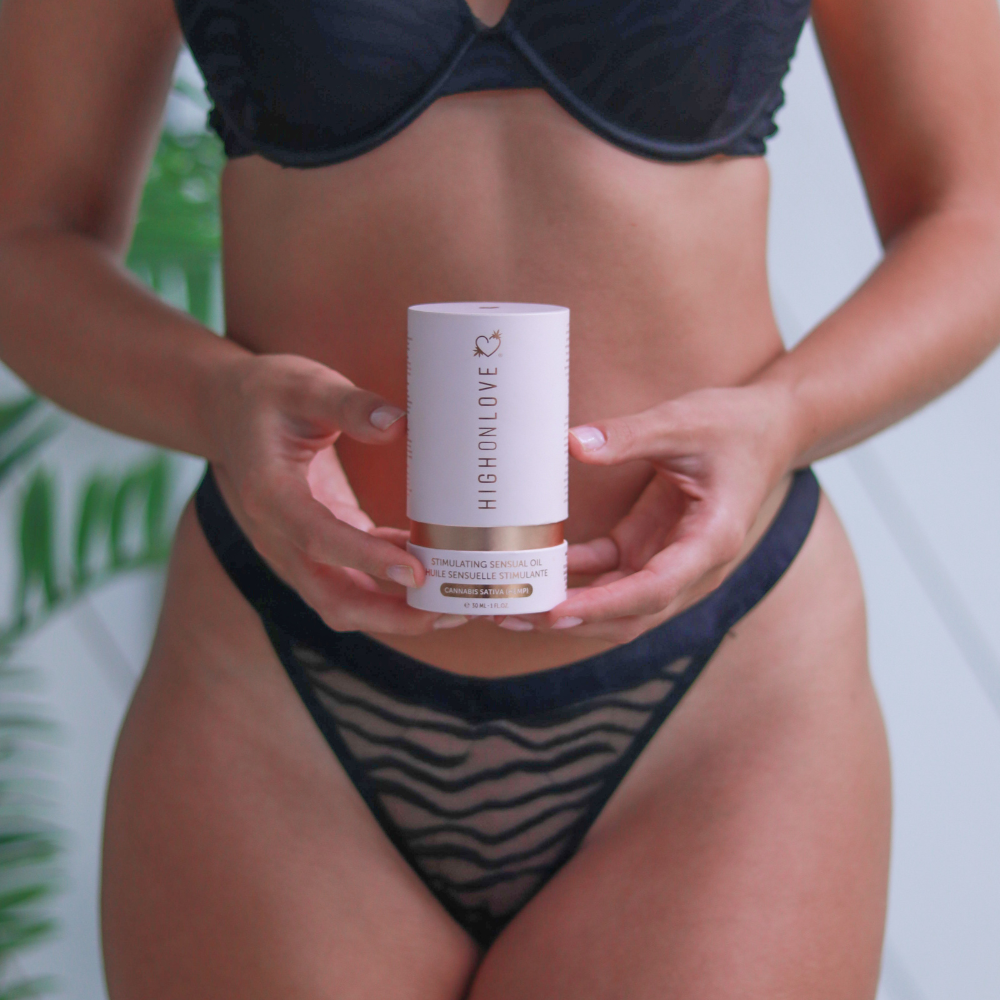 Stimulating Sensual Oil with CBD